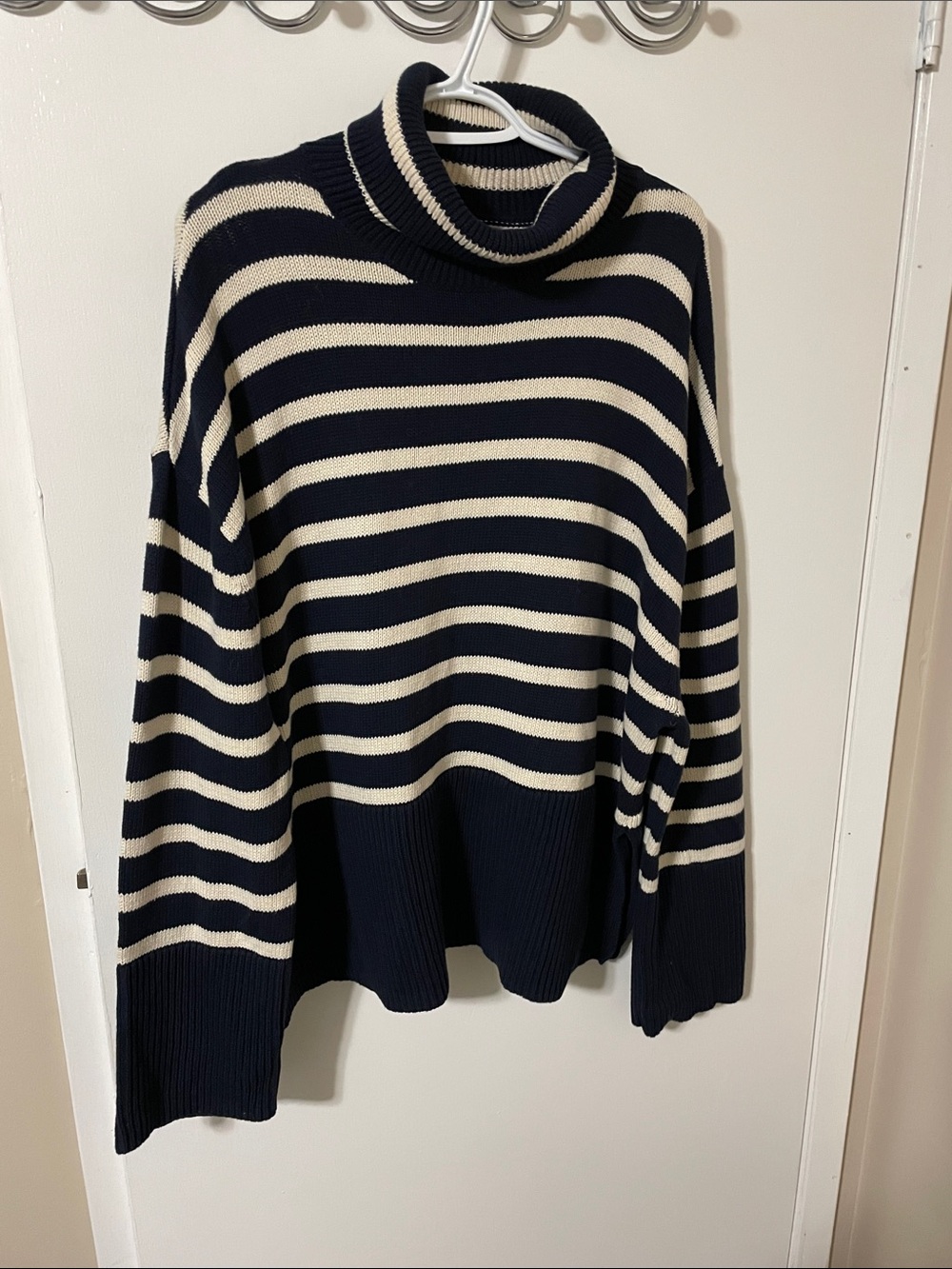 GAP Navy and Cream Striped Cowl Neck Cotton Sweater Size Large